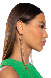 DRIPPIN CIRCLE DANGLE EARRING IN GOLD