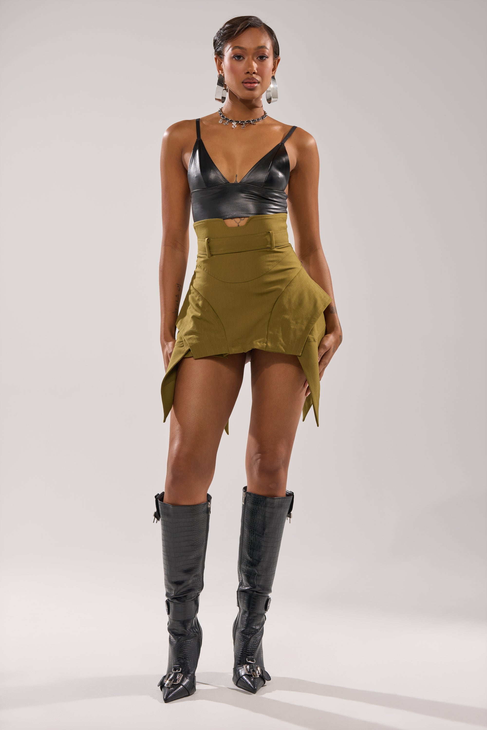 DONT LOOK BACK MINI SKIRT